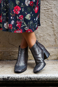 GLITTER ANCKLE BOOTS
