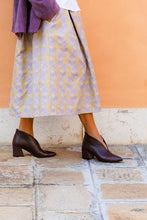 Load image into Gallery viewer, DARK BROWN LEATHER BOOTIES
