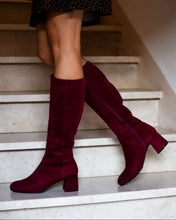 Load image into Gallery viewer, BORDEAUX SUEDE BOOTS
