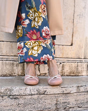 Load image into Gallery viewer, ROSE WHITE SLINGBACK
