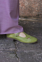 Load image into Gallery viewer, GREEN EYELETS BALLERINA
