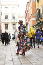 Load image into Gallery viewer, FLORAL MAXI OVERALL COAT
