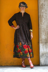 WOOL DRESS WITH EMBROIDERY