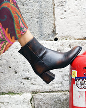 Load image into Gallery viewer, BROWN LEATHER ANKLE BOOTS
