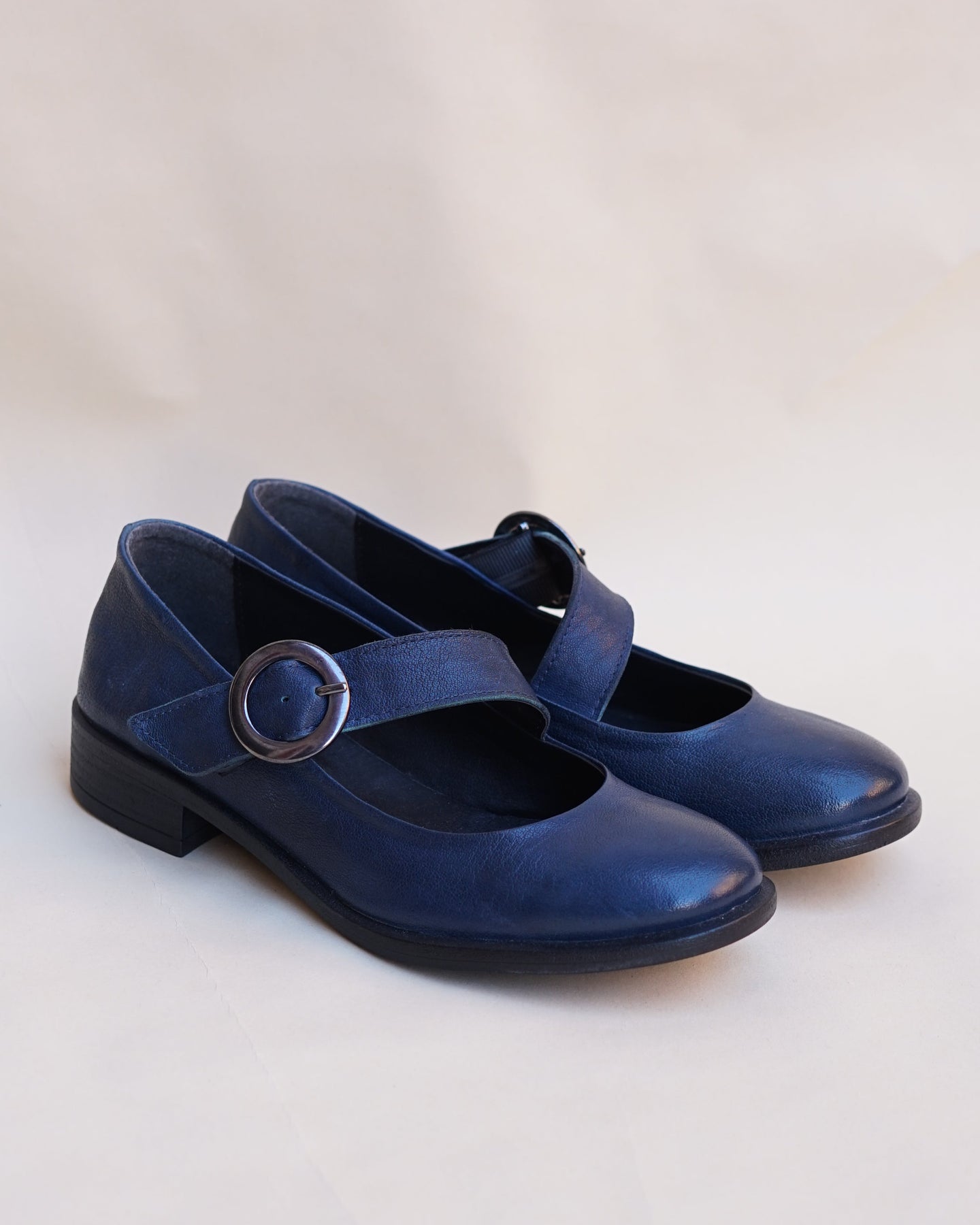 BLUE MARY JANES