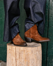 Load image into Gallery viewer, SUEDE LOW ANKLE CAMPEROS
