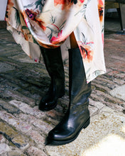 Load image into Gallery viewer, BLACK LEATHER BOOTS
