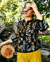 Load image into Gallery viewer, TIGER WOOL CARDIGAN
