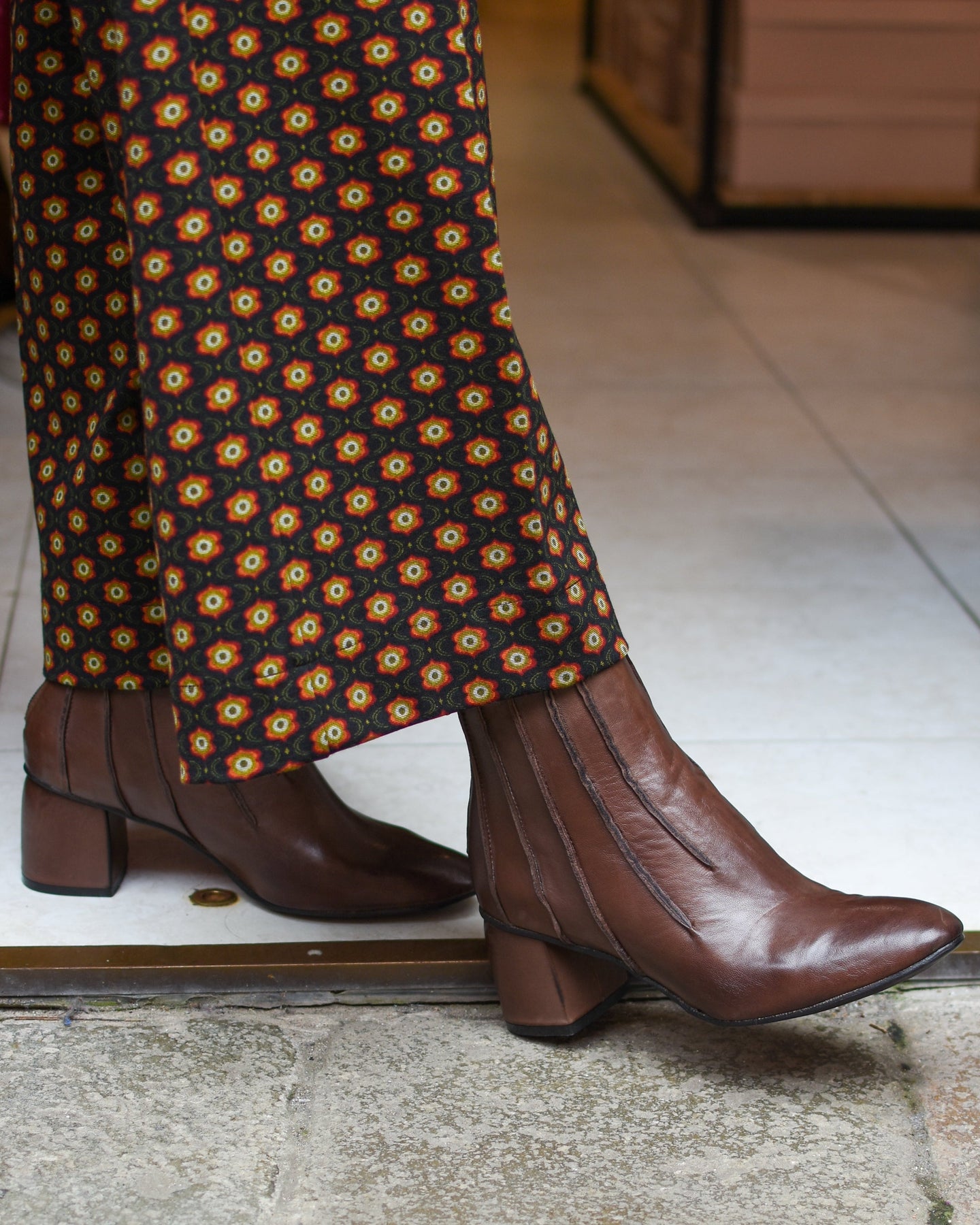 BROWN ANKLE BOOTS