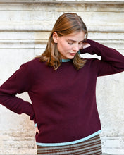 Load image into Gallery viewer, PREPPY SWEATER - burgundy/blue
