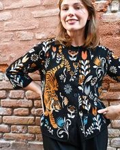 Load image into Gallery viewer, TIGER WOOL CARDIGAN
