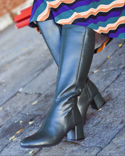 Load image into Gallery viewer, OLIVE GREEN BOOTS
