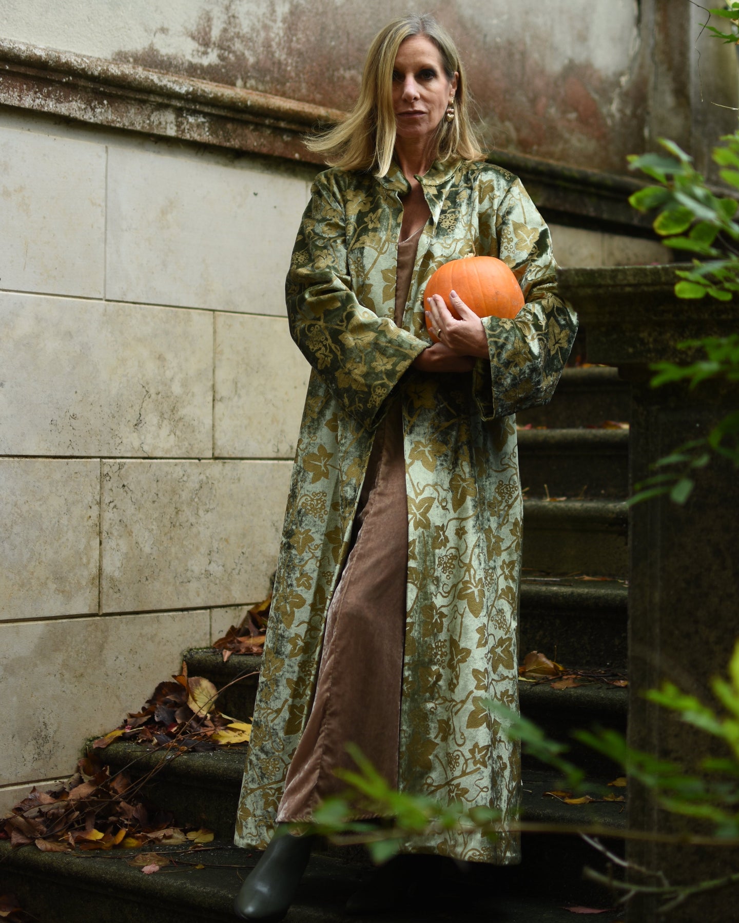 GREEN IVY VELOUR LONG COAT