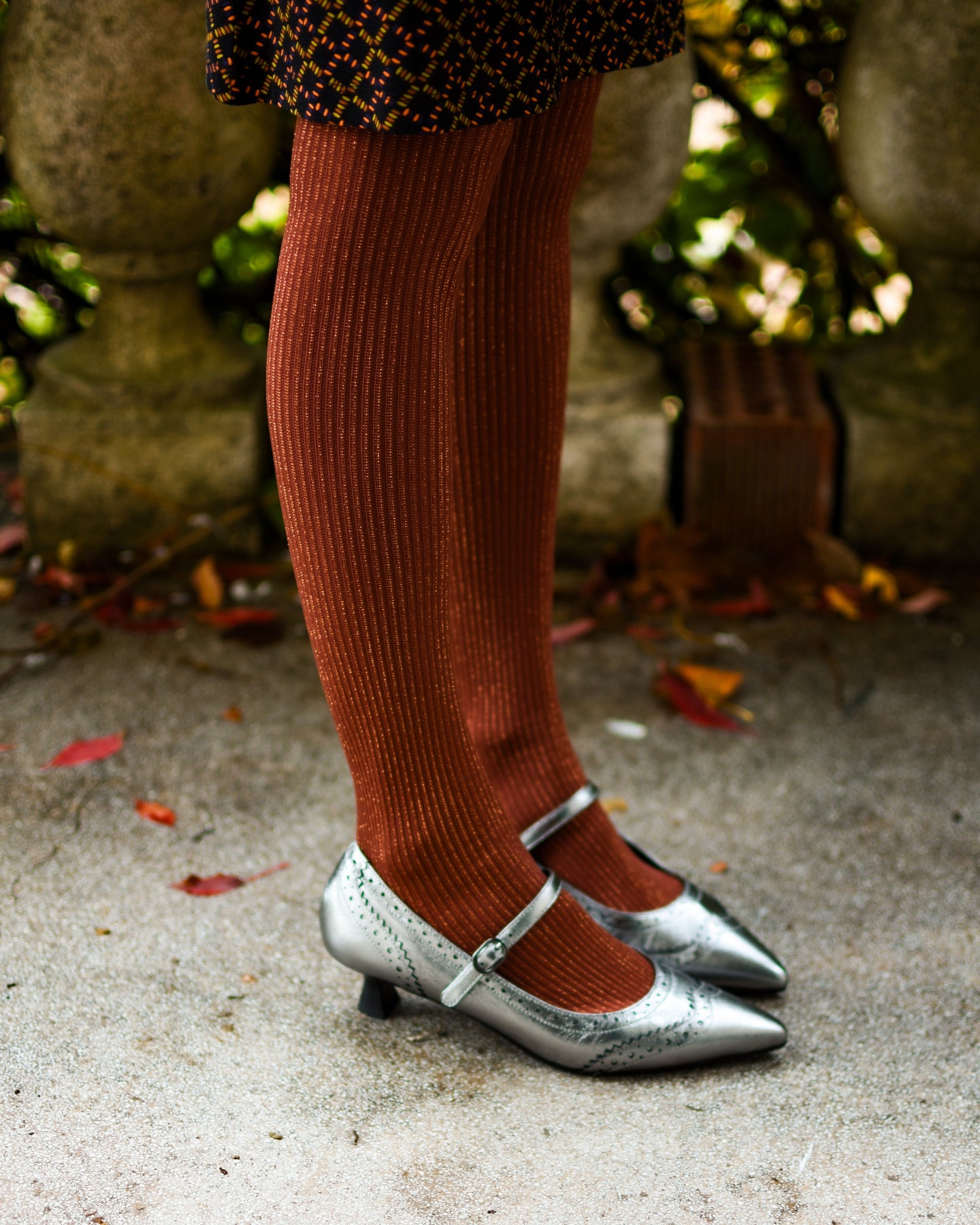 KITTEN HEEL MARY JANES - SILVER