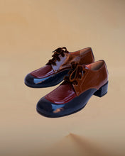 Load image into Gallery viewer, NAPLAK LACE-UP LOAFERS
