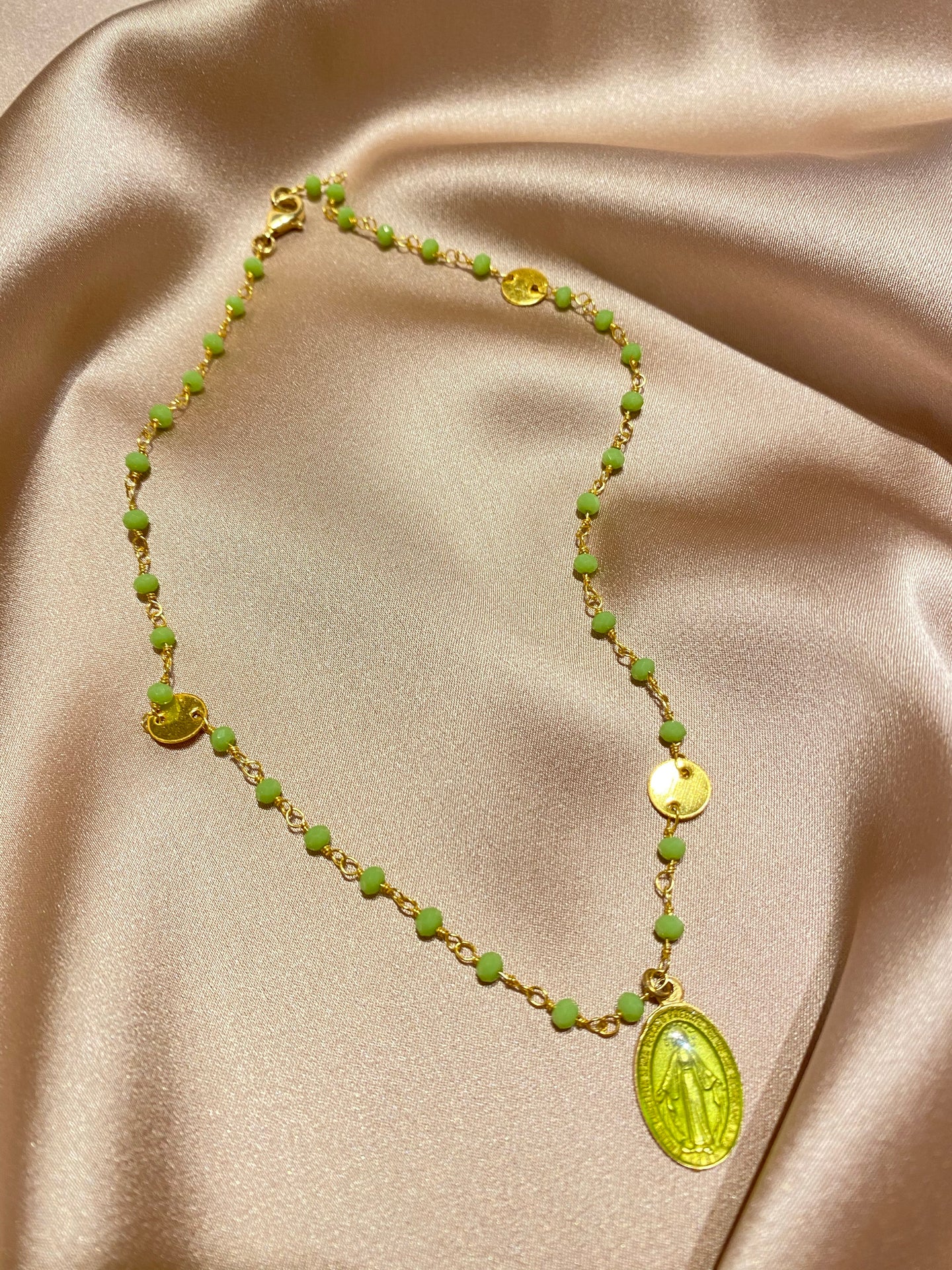Green Short Necklace